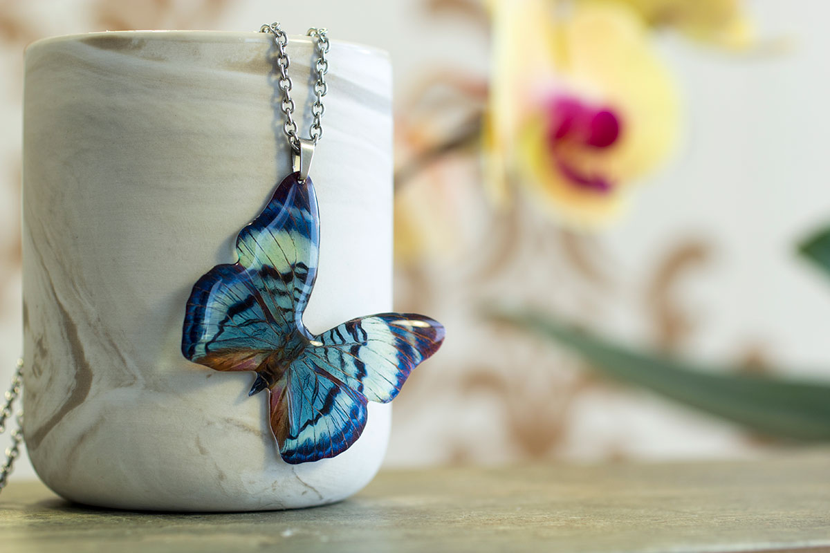 Butterfly Necklaces na prodej v Bristol