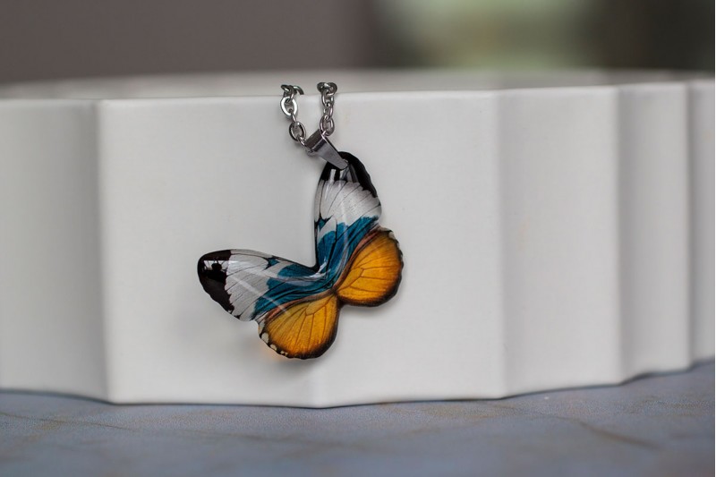 Hope butterfly necklace - All proceedings will be donated for rebuilding Ukraine.