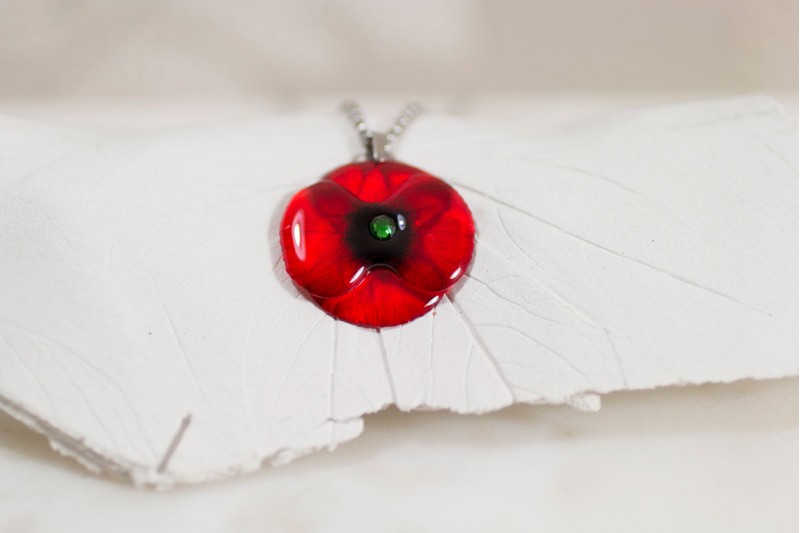 Poppy small necklace